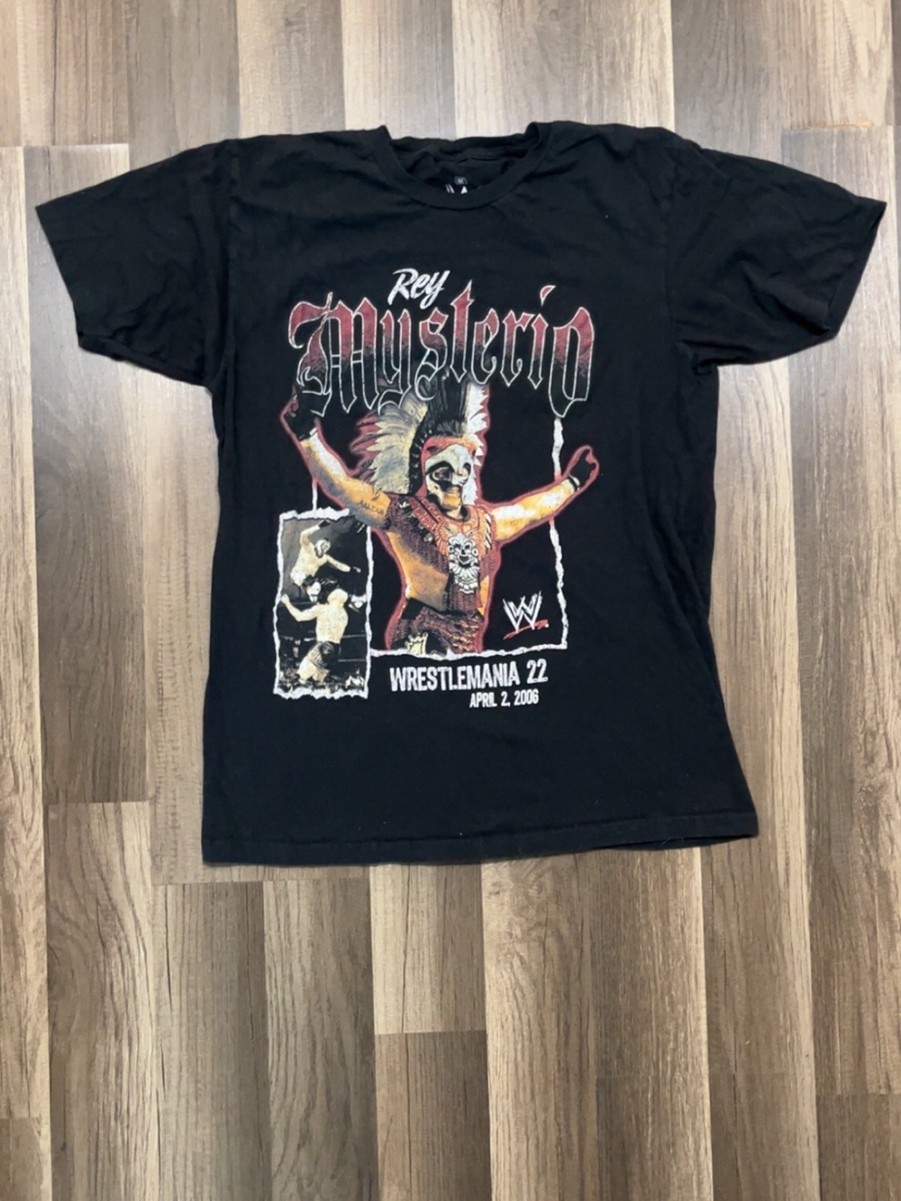 Vintage Y2K WWE REY MYSTERIO Wrestlemania 22 2006 Men’s Black M Shirt